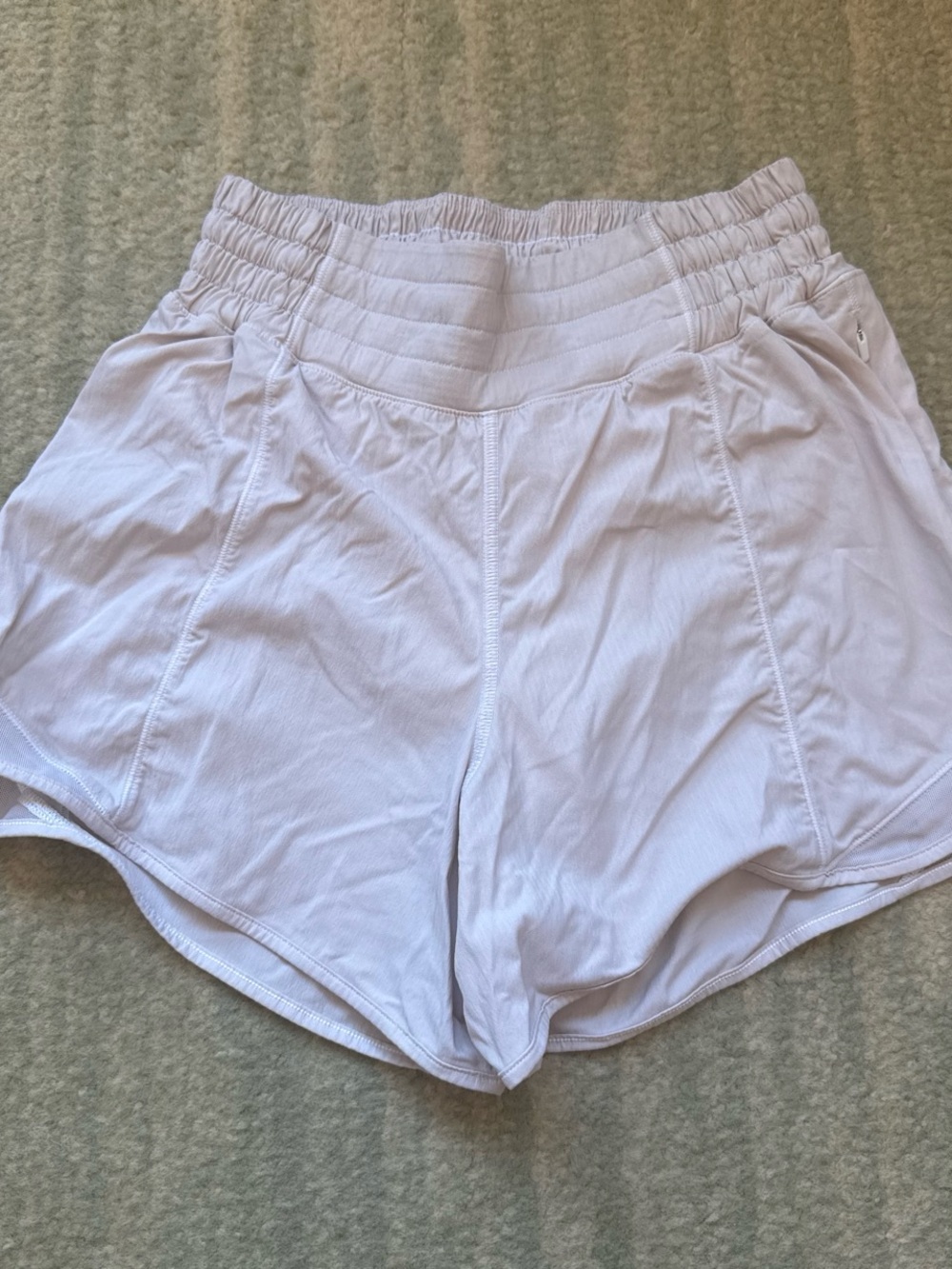 Lululemon running shorts with pockets